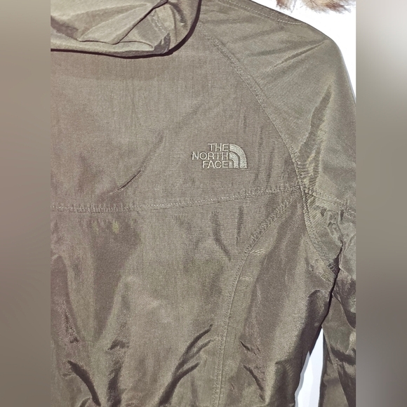 The North Face HyVent Parka Coat Womens XSmall Green - Goose Down - Picture 5 of 6